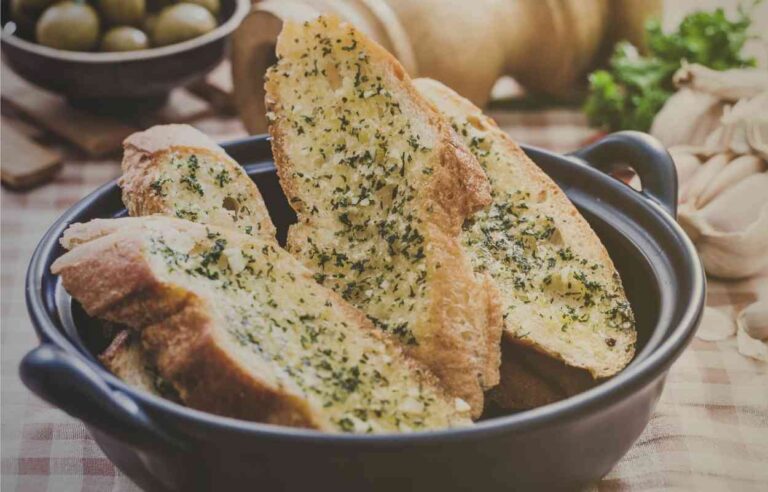 How Long Can You Freeze Garlic Bread