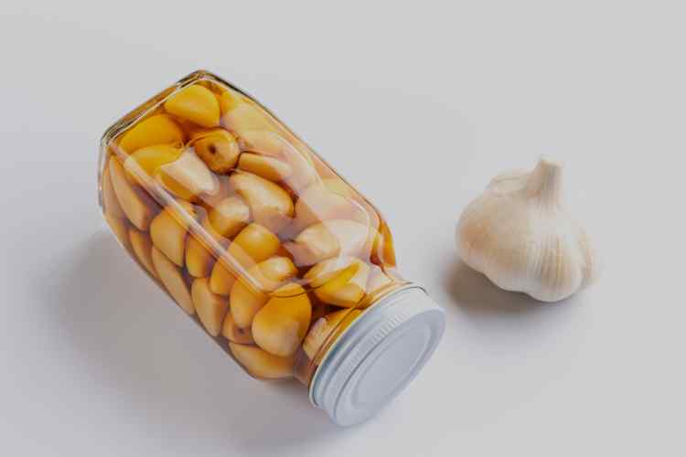 What Does Pickled Garlic Taste Like