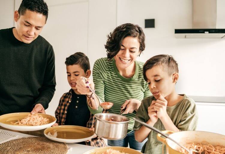 Hosting a Family Recipe Day